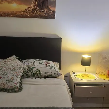 Loly Apartment Nedeščina